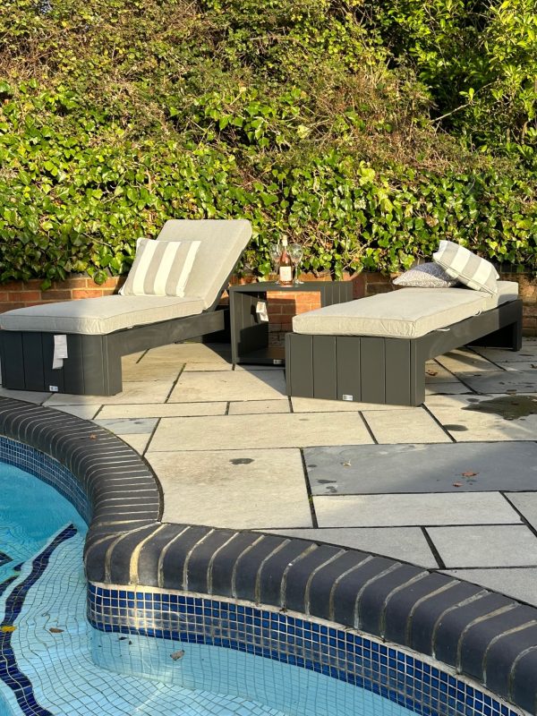 Hampton bay pool deals lounger